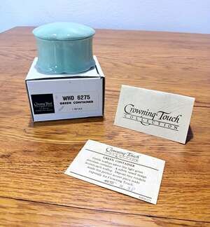 Crowning Touch Collection Green Porcelain Trinket Box w/ Lid WHID 6275 Japan